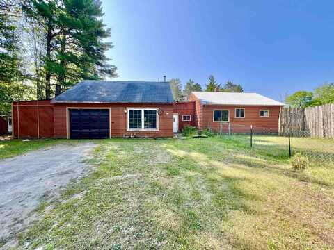 8115 Squaw Creek 18th, Rapid River, MI 49878
