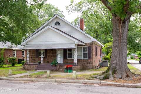 913 Faison Street E, Wilson, NC 27893