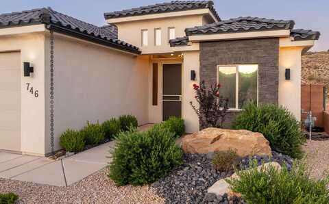 746 N Sandy Talus DR, Washington, UT 84780