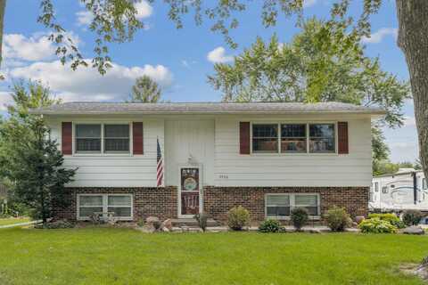 3948 Scenic Drive, Waterloo, IA 50701