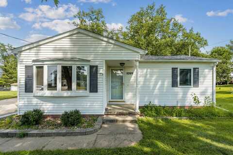 5269 Foulk Road, Waterloo, IA 50702