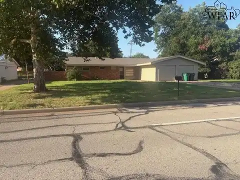 4411 CALL FIELD ROAD, Wichita Falls, TX 76310