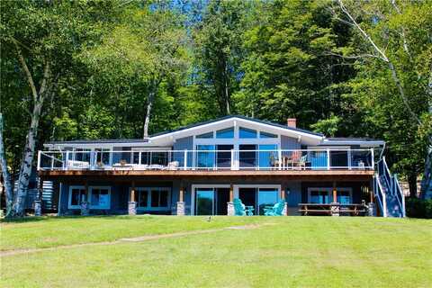 1435 Peninsula Dr, Indian Lake, PA 15926