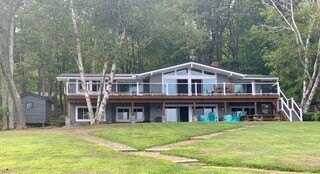 1435 Peninsula Dr, Indian Lake, PA 15926