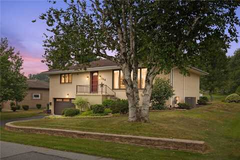 126 Damian Dr, Westmont Hilltop School District, PA 15905