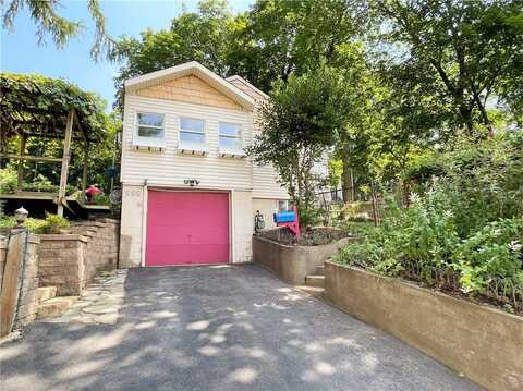 527 HILL STREET, Sewickley, PA 15143