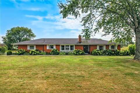 4890 Lakeview Drive, Hermitage, PA 16148
