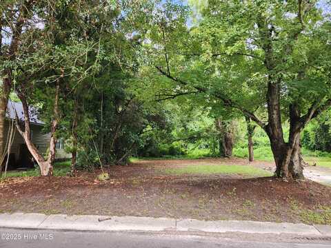 437 Evans Street, Wilmington, NC 28405