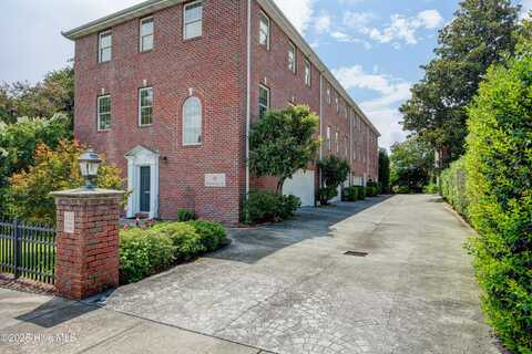 622 S 2nd Street, Wilmington, NC 28401