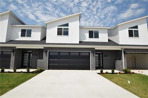 421 Amethyst RD, Centerton, AR 72719