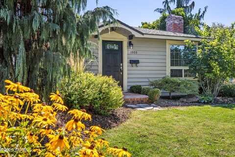 1003 S 23rd Ave, Yakima, WA 98902