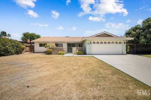 5620 Pryor Street, Bakersfield, CA 93308