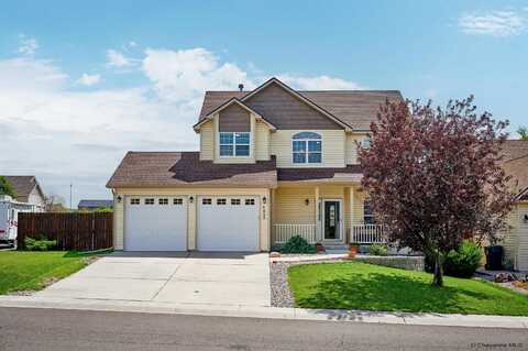 4925 TOPAZ DR, Cheyenne, WY 82009