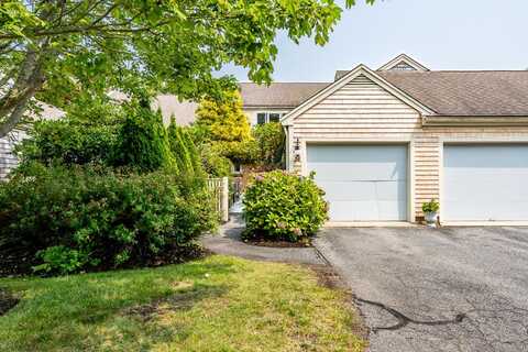 38 Kates Path, Yarmouth Port, MA 02675