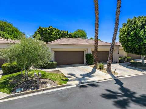 54374 Oak Tree, La Quinta, CA 92253