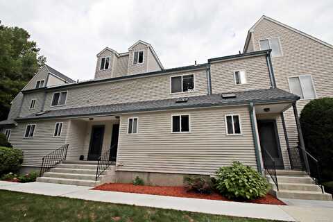34 Ivy Grove Court, Shelton, CT 06484