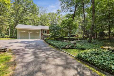 20 Winding Brook Lane, Redding, CT 06896