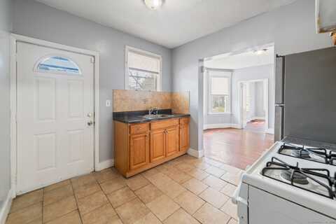 705 Dixwell Avenue, New Haven, CT 06511