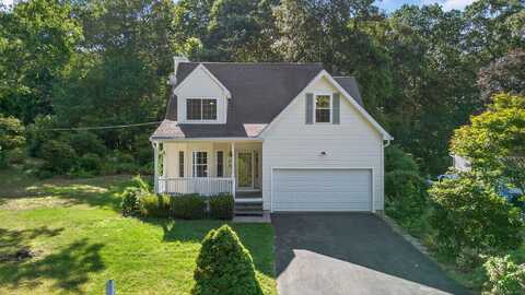 62 Ridgewood Drive, Norwich, CT 06360