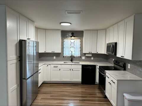 2424 Roberts Drive, Niceville, FL 32578