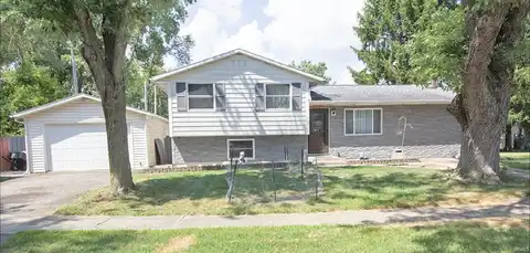 56847 Spruce Lane, Elkhart, IN 46516