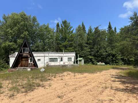 36114 W Ridge RD, Paradise, MI 49768