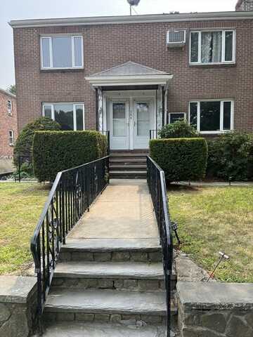 744 Boylston St 1, Boston, MA 02467