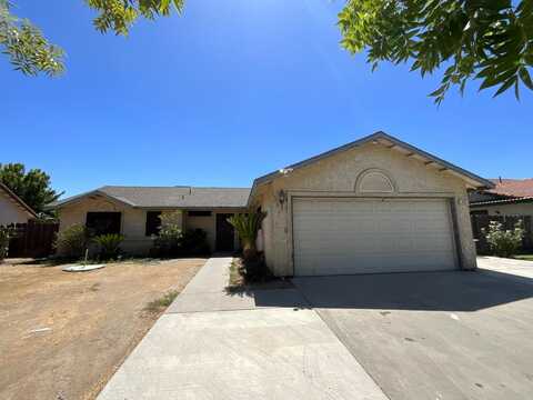 14587 Stanislaus Avenue W, Kerman, CA 93630