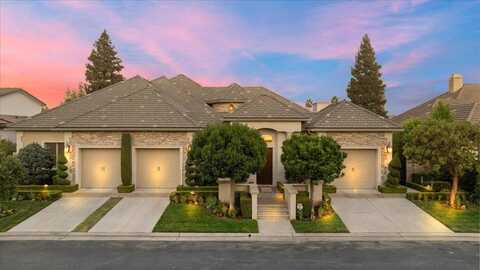 11350 Glencastle Way N, Fresno, CA 93730