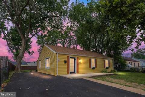 319 HOWELL, NEW CASTLE, DE 19720