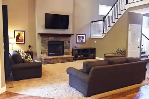 9803 IRON BRIDGE Road, Roanoke, IN 46783