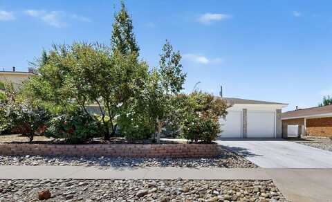 8512 JAMES Avenue NE, Albuquerque, NM 87111