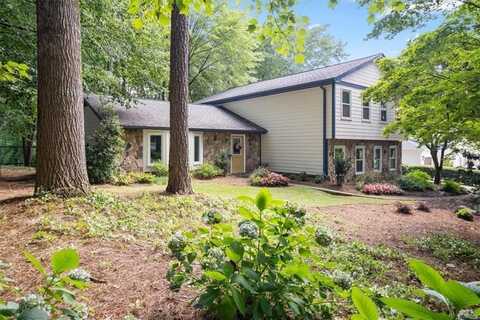 4989 KINGS WOOD Drive NE, Roswell, GA 30075