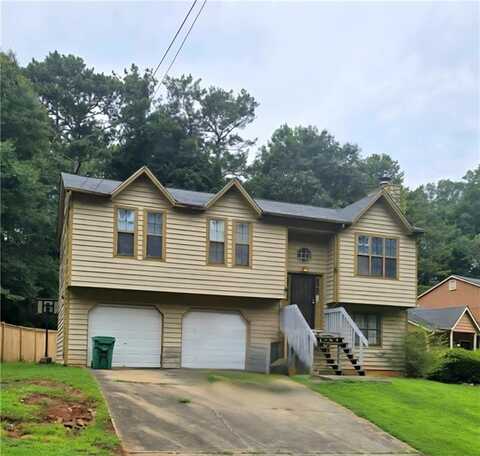 2071 Scarbrough Trail E, Stone Mountain, GA 30088