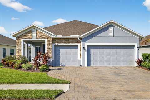 8772 Cascade Price Circle, North Fort Myers, FL 33917