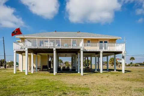 18409 Shaman, Galveston, TX 77554