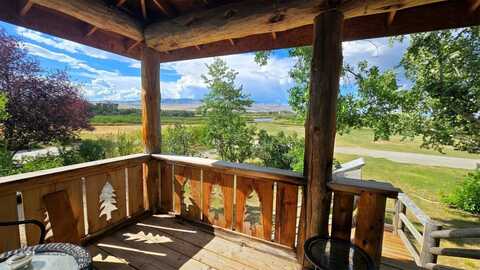 203 W 10th Avenue, Twin Bridges, MT 59754