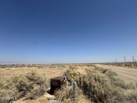 Muir Avenue, California City, CA 93505