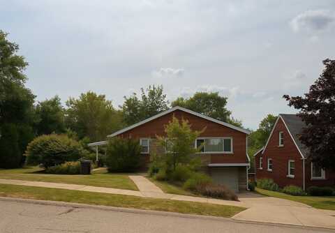 4324 SUNSET Boulevard, Erie, PA 16504