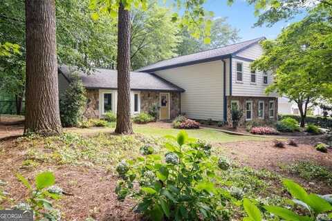 4989 KINGS WOOD, Roswell, GA 30075