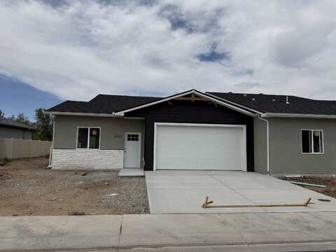 2634 Vicksburg Avenue, Grand Junction, CO 81503