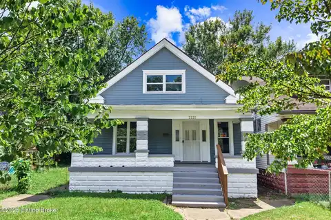 2220 W Oak St, Louisville, KY 40210
