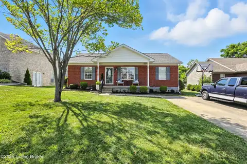 137 Stone Creek Ct, Mount Washington, KY 40047