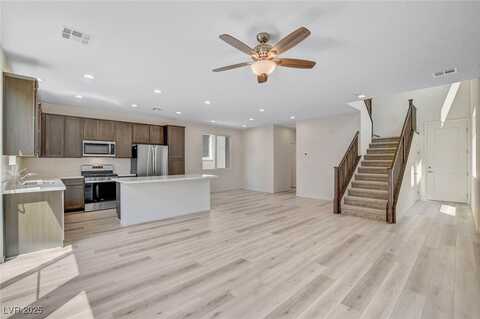 8929 Pebble Sand Street, Las Vegas, NV 89178