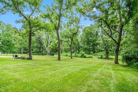 800 Waverly Road, Chesterton, IN 46304