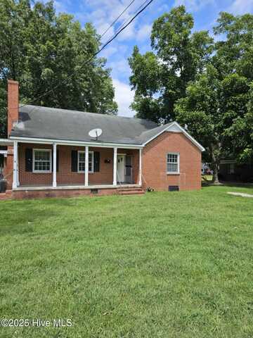 1303 W Washington Avenue, Kinston, NC 28504