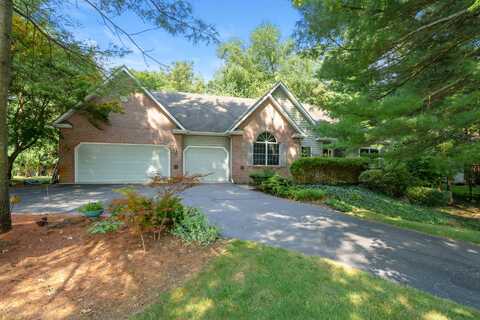 6632 E Eagle Lake Drive, Kalamazoo, MI 49009