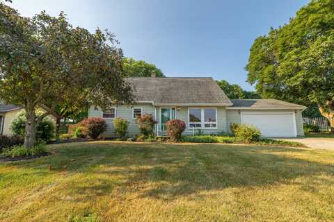423 W Church Avenue, Reed City, MI 49677