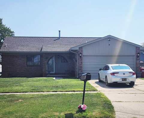 46462 Plum Grove Drive, Macomb, MI 48044