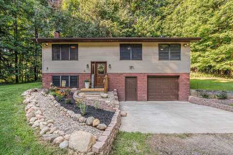 2645 Oak Forest Road, Buchanan, MI 49107